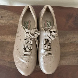SAS Free Time Damengröße 8 W bequeme Mokka Tripad-Schnürschuhe Wanderschuhe hergestellt in den USA - Bild 1 von 7