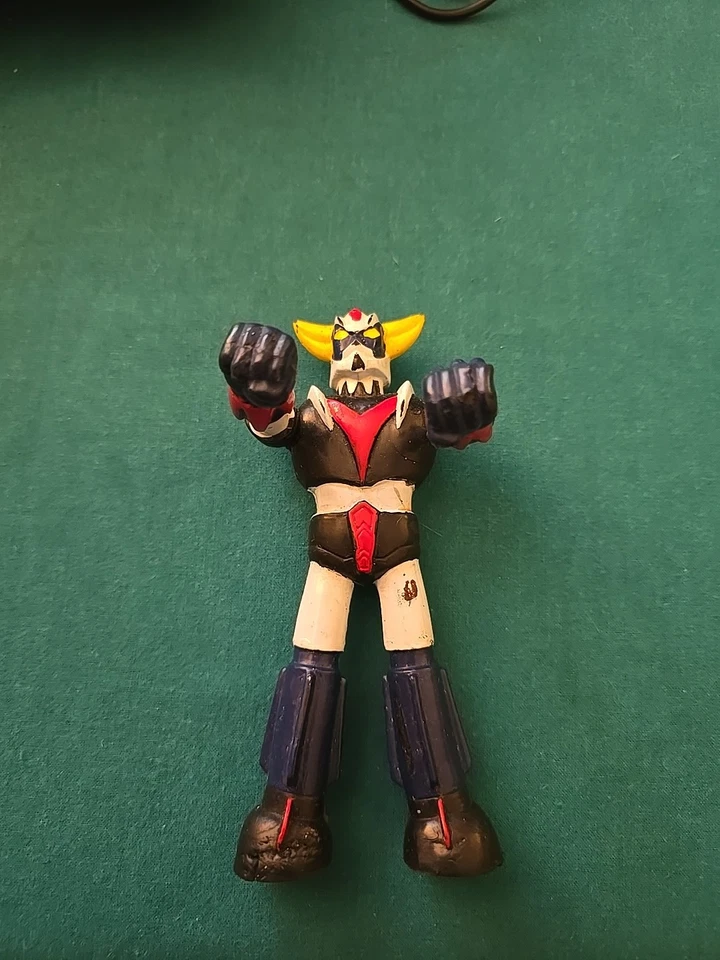 Robot in gomma Goldrake Toei Dynamic Pictural 1978 misura 14 cm - Goldorak  - Immagine 1 di 4