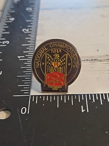 Prendedor vintage de campeonatos nacionales de la NRA M4 - Imagen 1 de 2