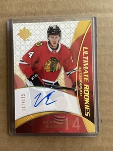 2018-19 Ultimate Collection 2008-09 Retro Rookies Victor Ejdsell Rookie Auto RC - Foto 1 di 2