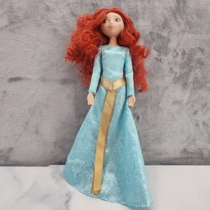 Disneys Brave Merida Modepuppe 12 Zoll, Disney Store - Bild 1 von 5