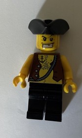 Lego Pirate Vest and Anchor Tattoo 6240 Tricorne Hat Pirates II Minifigure
