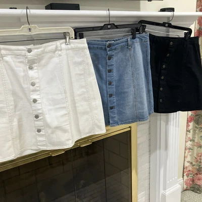 Mossimo Supply Co Faldas Denim Acampanadas Talla 16 Blanco Azul Y Negro CONJUNTO DE TRES Foto 1 de 4