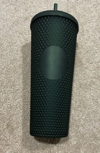 NEU Starbucks 2023 dunkelsmaragdgrüner Diamant mit Nieten 24oz Trinkbecher - Bild 1 von 3