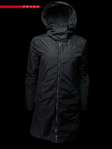 Piumino donna Prada cappotto di lusso giacca con cappuccio nero taglia 38