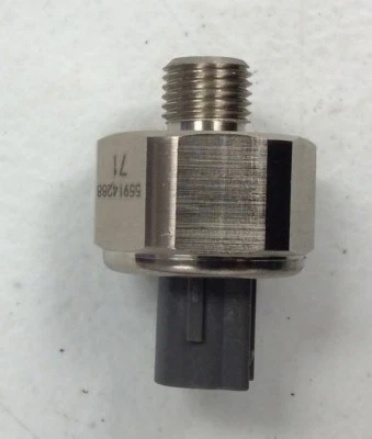 Standard KS94 NEW  Knock / Detonation Sensor LEXUS,TOYOTA  - Image 1 of 3