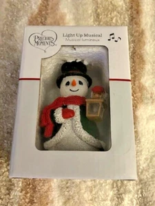 "FIGURA DE 6"" MUÑECO DE NIEVE MUSICAL ILUMINADO MOMENTOS PRECIOSOS NUEVA EN PAQUETE LINTERNA" - Imagen 1 de 5