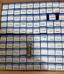 4 x ECH84 TUNGSRAM Röhre Tube Radio NOS - Picture 1 of 2