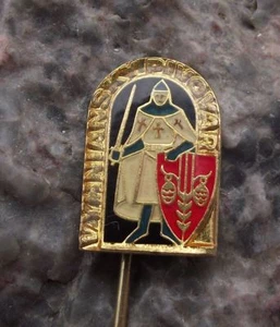 Vyhniansky Pivovar Noble Knight Shield Beer Czech Brewery Advertising Pin Badge - Picture 1 of 3