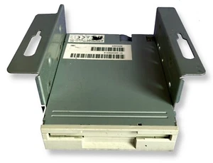 AppleMac Mitsubishi 3.5" Floppy Disk Drive MF355F-3520MA_1996_FREE POSTAGE (UK) - Afbeelding 1 van 3