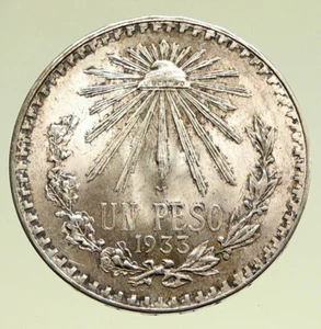 1933 M MEXICO Large Eagle Liberty Cap Mexican Antique Silver 1 Peso Coin i95165 - Picture 1 of 3