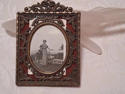 Vintage Italian Brass Ornate Picture Frame w/Easel Stand - Image 1 of 4