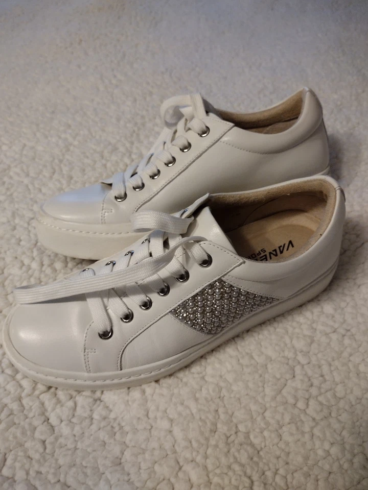 Zapatos Tenis Vaneli Sport Para Mujer Talla 7 Cuero Blanco Hechos en Italia Perla/Blanco Foto 1 de 4