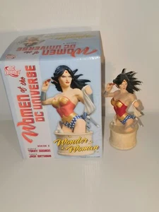 Dc Bust Women Of The Dc Universe Wonder Woman - Picture 1 of 1
