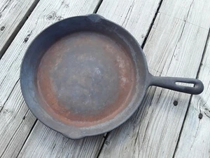 10 Inch Cast Iron Skillet Decorating Wall Decor Frying Pan Folk Art Supplies - Foto 1 di 4