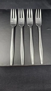 Lot Of 4 Salad Forks Dansk VARIATION V Satin IHQ Stainless 6 5/8" - Picture 1 of 4