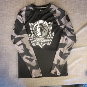 Dallas Mavericks NBA Polyester tee shirt Black and CAMO Size Medium - Picture 1 of 5