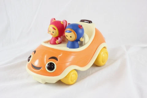 Team Umizoomi Umirrific Umi Car W/Milli & Geo Mattel 2011 No Remote Control A202 Cover