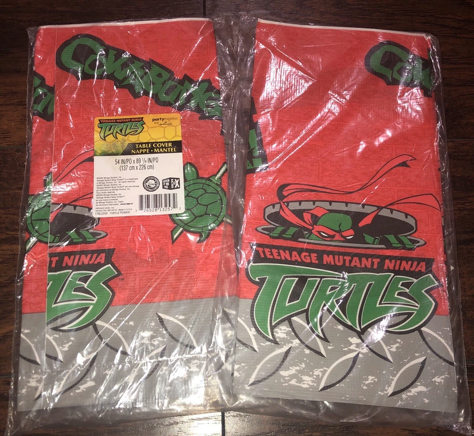 ¡NUEVO! 2 cubiertas de mesa Teenage Mutant Ninja Turtles 2003 Party Express con sello Foto 1 de 1