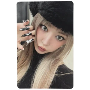 LE SSERAFIM Chaewon - "HOT" 4th Mini Album Compact Ver Photocard Kpop Official - Picture 1 of 2