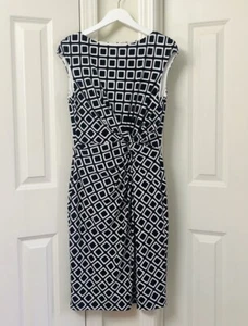 Lauren Ralph Lauren ärmelloses Kleid, Gr-8 (der Artikel fällt klein aus) - Bild 1 von 2