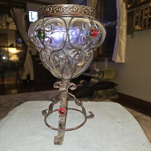 Vaso piedistallo centrotavola ghisa vetro soffiato a mano in gabbia vintage rustico  - Foto 1 di 8