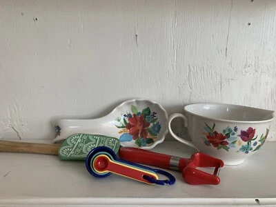 Surtido aleatorio de utensilios de cocina mujer pionera 5 piezas floral colorido Foto 1 de 4