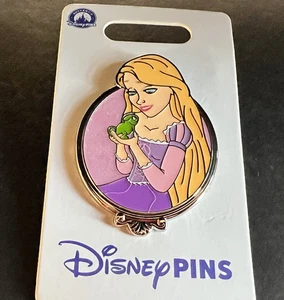 Disney Princess Portraits Series - Rapunzel with Pascal - Disney Pin 178846 - Picture 1 of 4