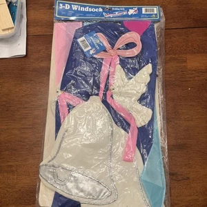 Creative Enterprises 3-D Wedding Bells Windsock Bell Item#20143 1997 Vtg - Picture 1 of 6