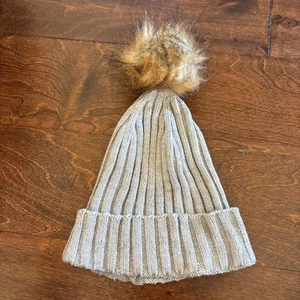 Wet Seal Women's Knit Winter Hat Brown Pom Pom Faux Furn Ribbed One Size - Picture 1 of 2