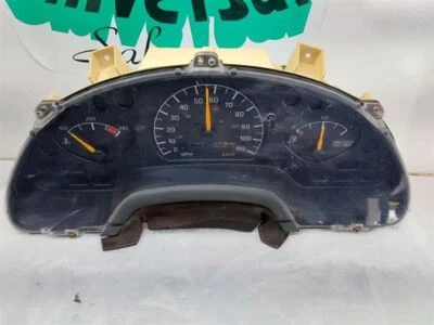 1995 Pontiac Grand Am Speedometer Instrument Cluster  - Image 1 of 4