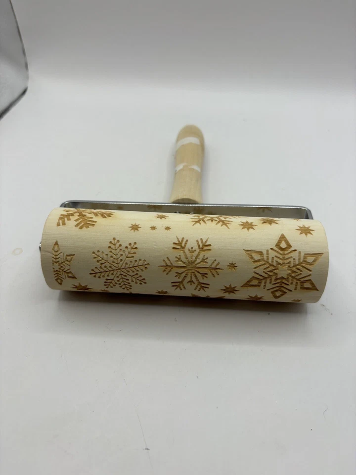 Christmas Holiday Printed Rolling Pin Pies, Cakes & Pastries Confection Stand - Image 1 of 4