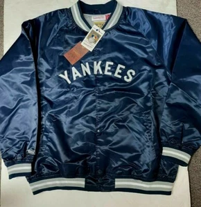 CHAQUETA DE SATÉN MITCHELL AND NESS DE NUEVA YORK YANKEES PARA HOMBRE GRANDE ALTA NUEVA CON ETIQUETAS - Imagen 1 de 3
