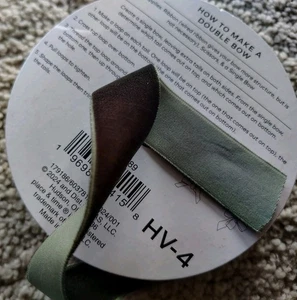 Cinta de Terciopelo Verde Bosque LUGAR Y TIEMPO TELAS JOANNES 6 yardas NUEVO - Imagen 1 de 4