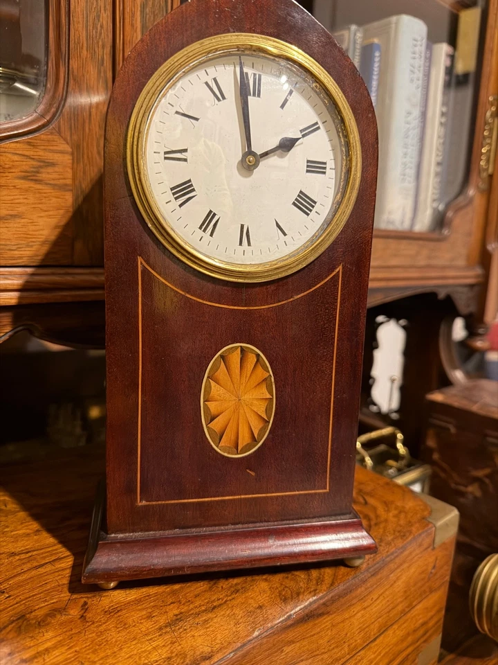 Antique  Edwardian Mantel Clock  With Roman Numerals, Mahogany with Yew inlay - Image 1 of 4