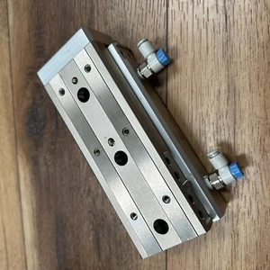 SMC MXQ20-75 Cyl Slide Table MXQ GUIDED CYLINDER MXQ2075 AS2211F - Picture 1 of 9