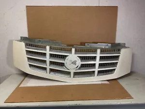 2007 2008 2009 2010 2011 2012 2013 2014 CADILLAC ESCALADE FRONT GRILLE - Picture 1 of 16