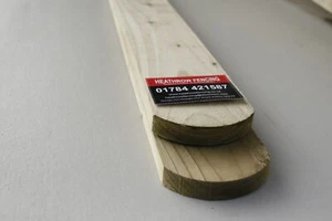 *** Round top picket pales 1200mm *** - Picture 1 of 3