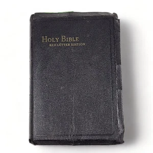 The Holy Bible Red Letter Edition plus Ephemera Black Hardcover Printed in USA - Foto 1 di 21