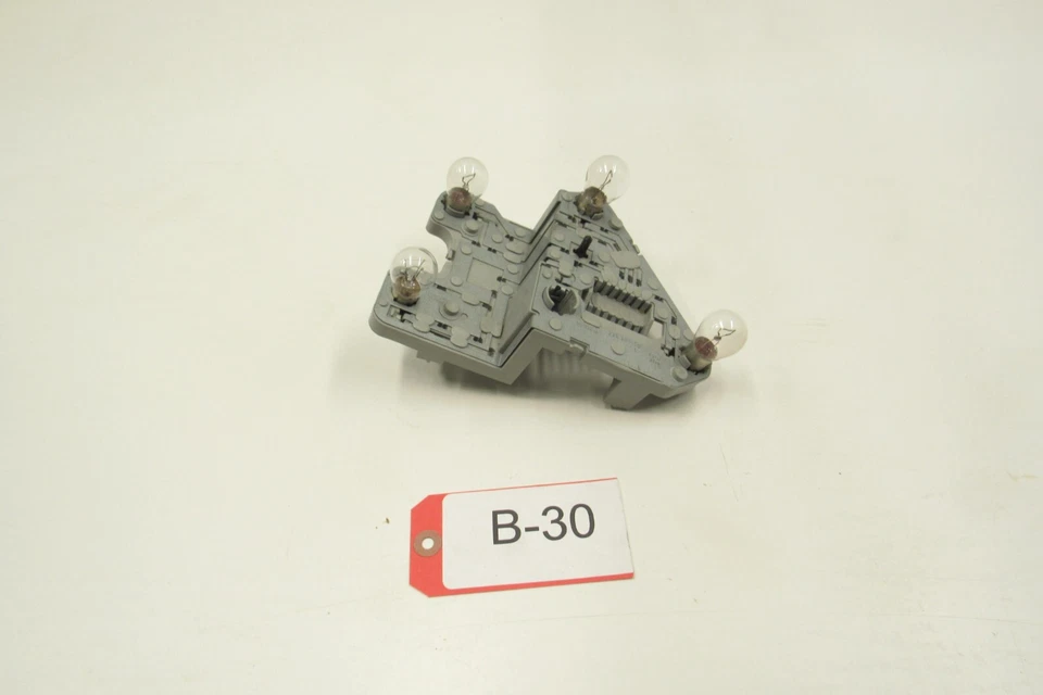 1998-03 XJR Jaguar X308 XJ8 левый водитель задний фонарь лампа гнездо OEM LNC4901 - Изображение 1 из 4