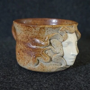 Art Pottery Mug Womans Face Goddess 2-1/2" Tall Handmade Signed *READ - Bild 1 von 22