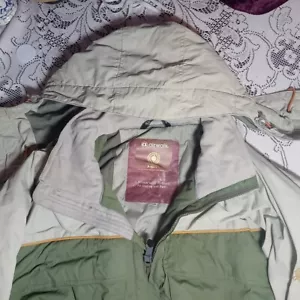 Vintage Airwalk Brand Aim All Climate 1,000mm Water Resistant PU Coating and DWR - Picture 1 of 6