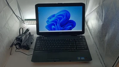 HDD 9291 LatitudeE5530 com carregador.i5 5ª geração3340M.8GB.320GB.Óptico.15.6"FHD.W11 - Imagem 1 de 4