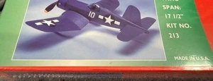 Kit Modelo Madera Voladora Dumas F4U Corsair 213 Nuevo de Lote Antiguo - Imagen 1 de 4