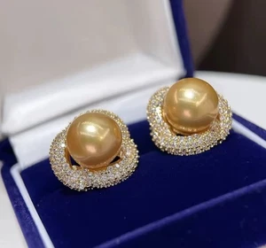 Hochwertige 8-9 mm goldene Südseeperlen Ohrstecker, Labordiamanten, 925SS - Bild 1 von 4