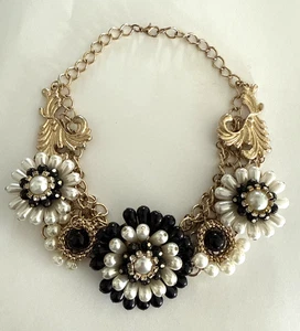 Gold Tone Statement Large faux Pearl/black beads Rhinestones Necklace Choker - Picture 1 of 7