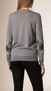 NWT Burberry Brit Merino Wool Classic Elbow Check Sweater Grey XS - Picture 1 of 9