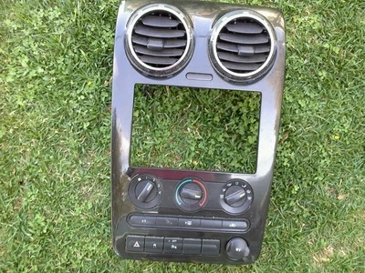 2008-2009 FORD TAURUS X RADIO DASH BEZEL TRIM W/HEAT CONTROL & SWITCH SEE PHOTO - Image 1 of 4