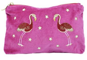 elizabeth scarlett constellation makeup bolsa