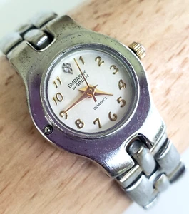 Embassy Gruen Gem1123 Damen Quarz Uhr läuft fehlende Gewinde Lünette - Bild 1 von 12